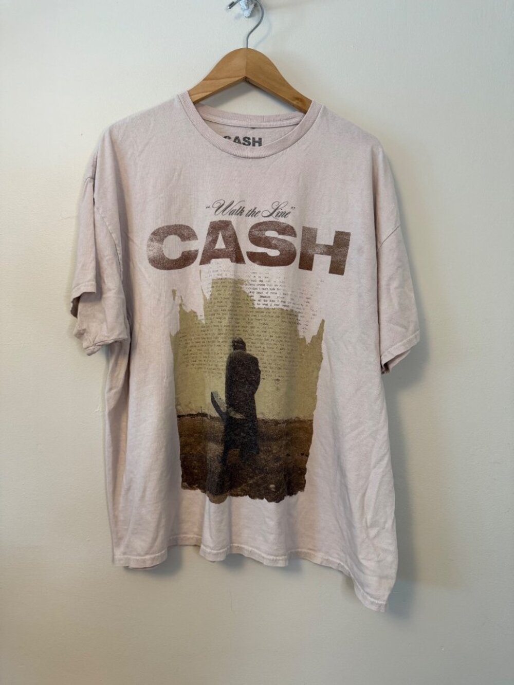 Johnny Cash Walk The Line Graphic Tee Worn In Weathered Faded Muted S/M Vintage